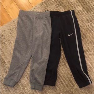 Two pairs of boys fleece pants Size 4/4T